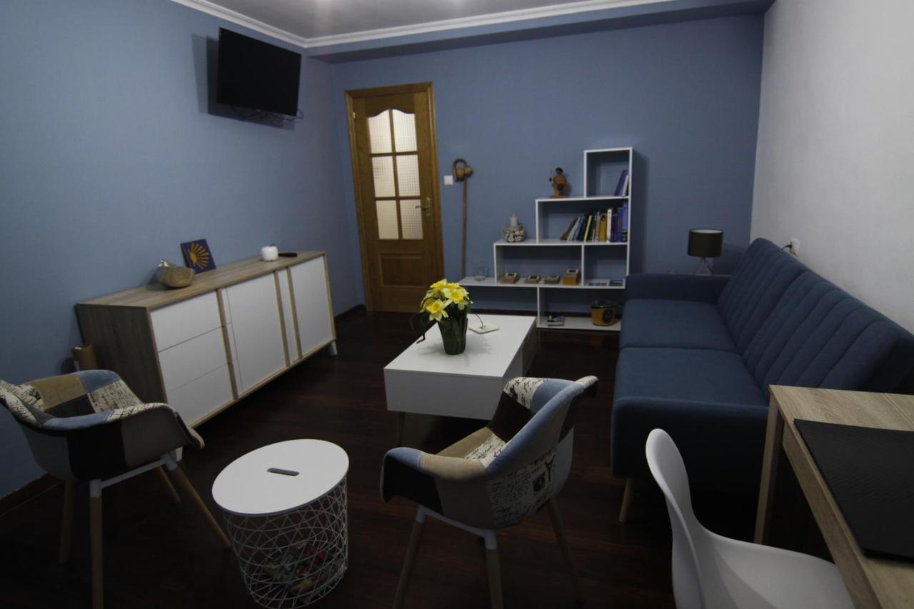 Viatori Hostel Луго Екстериор снимка