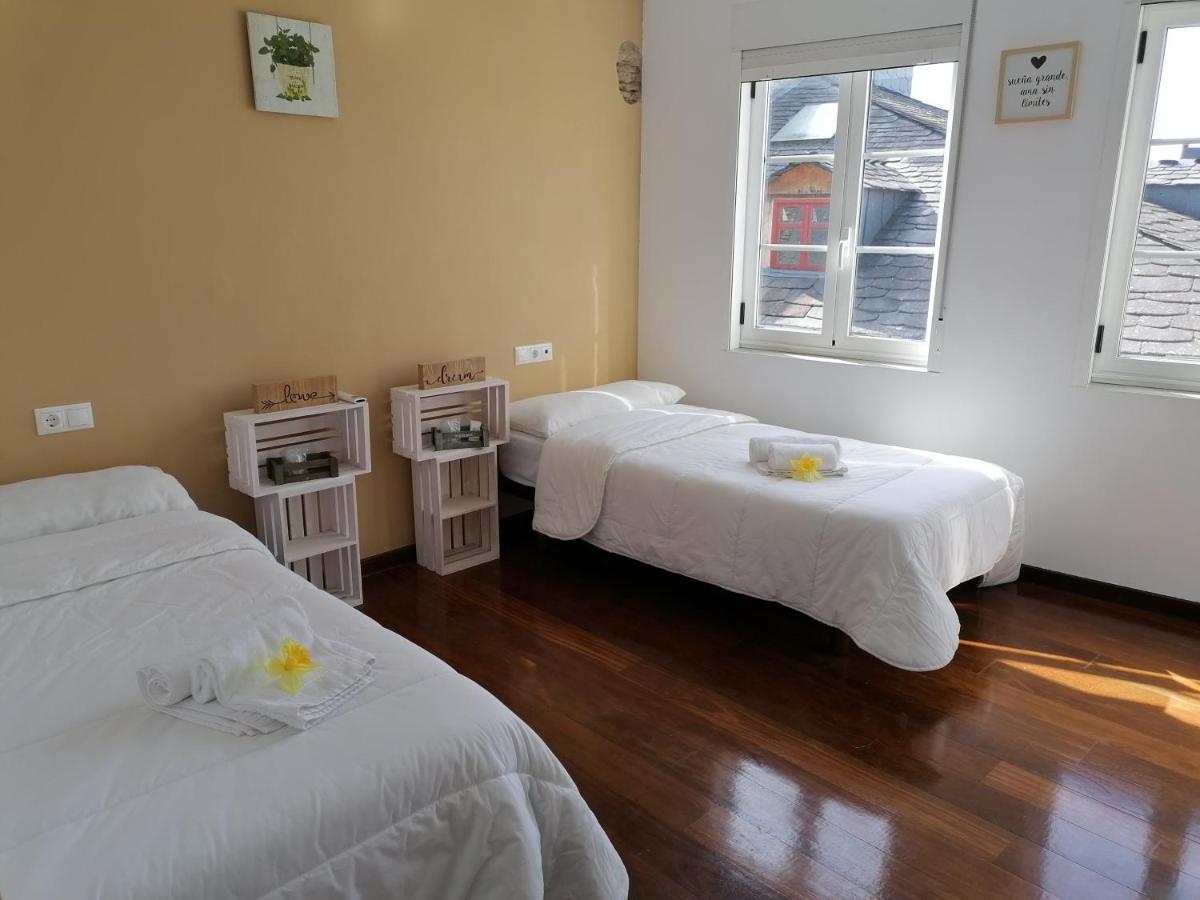 Viatori Hostel Луго Екстериор снимка
